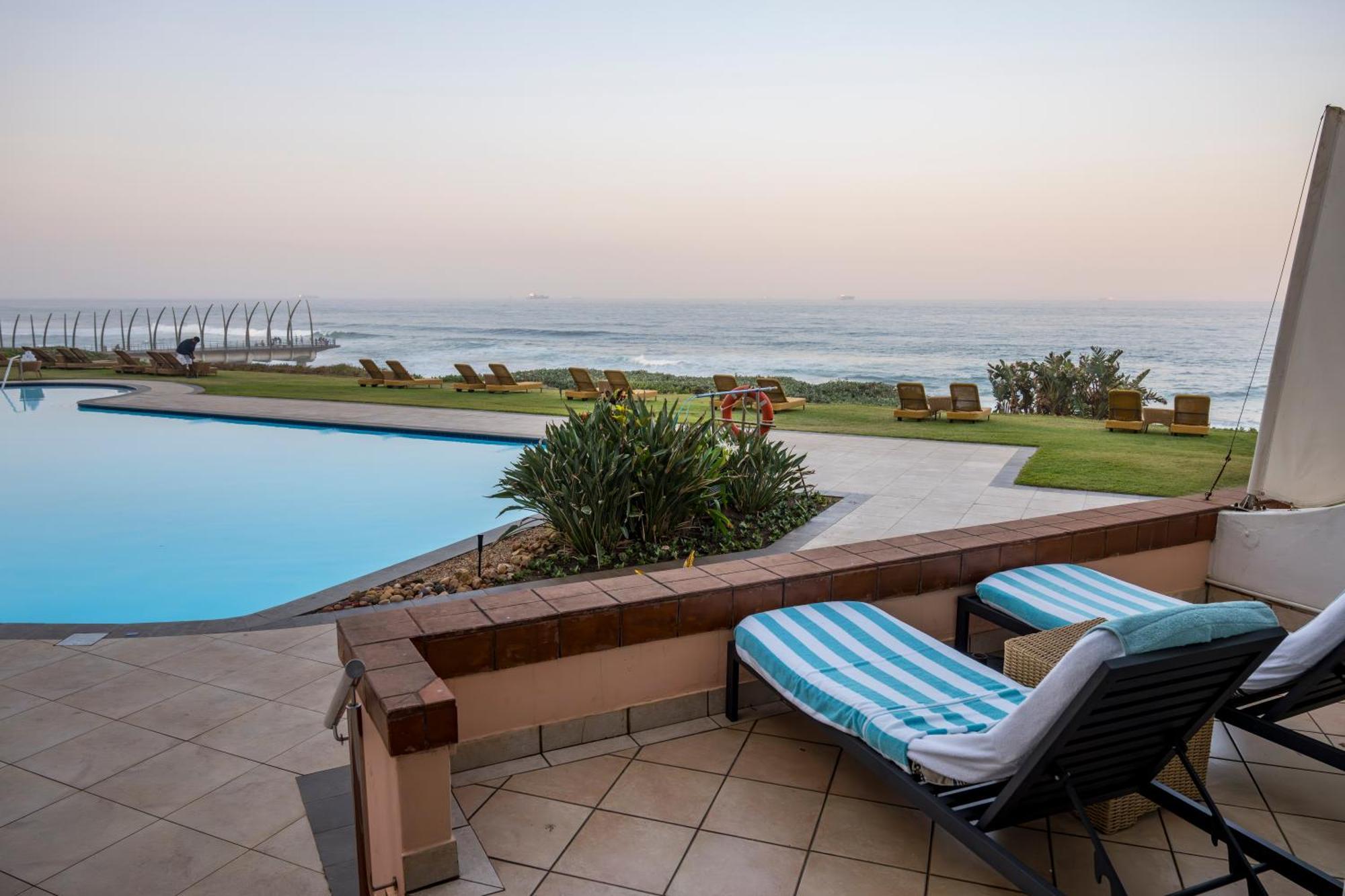 Beverly Hills Durban Ngoại thất bức ảnh The Oyster Box Hotel