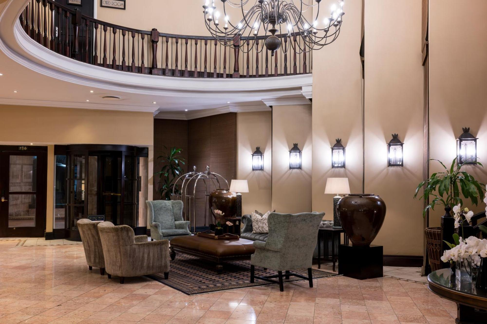 Beverly Hills Durban Ngoại thất bức ảnh The lobby of the hotel