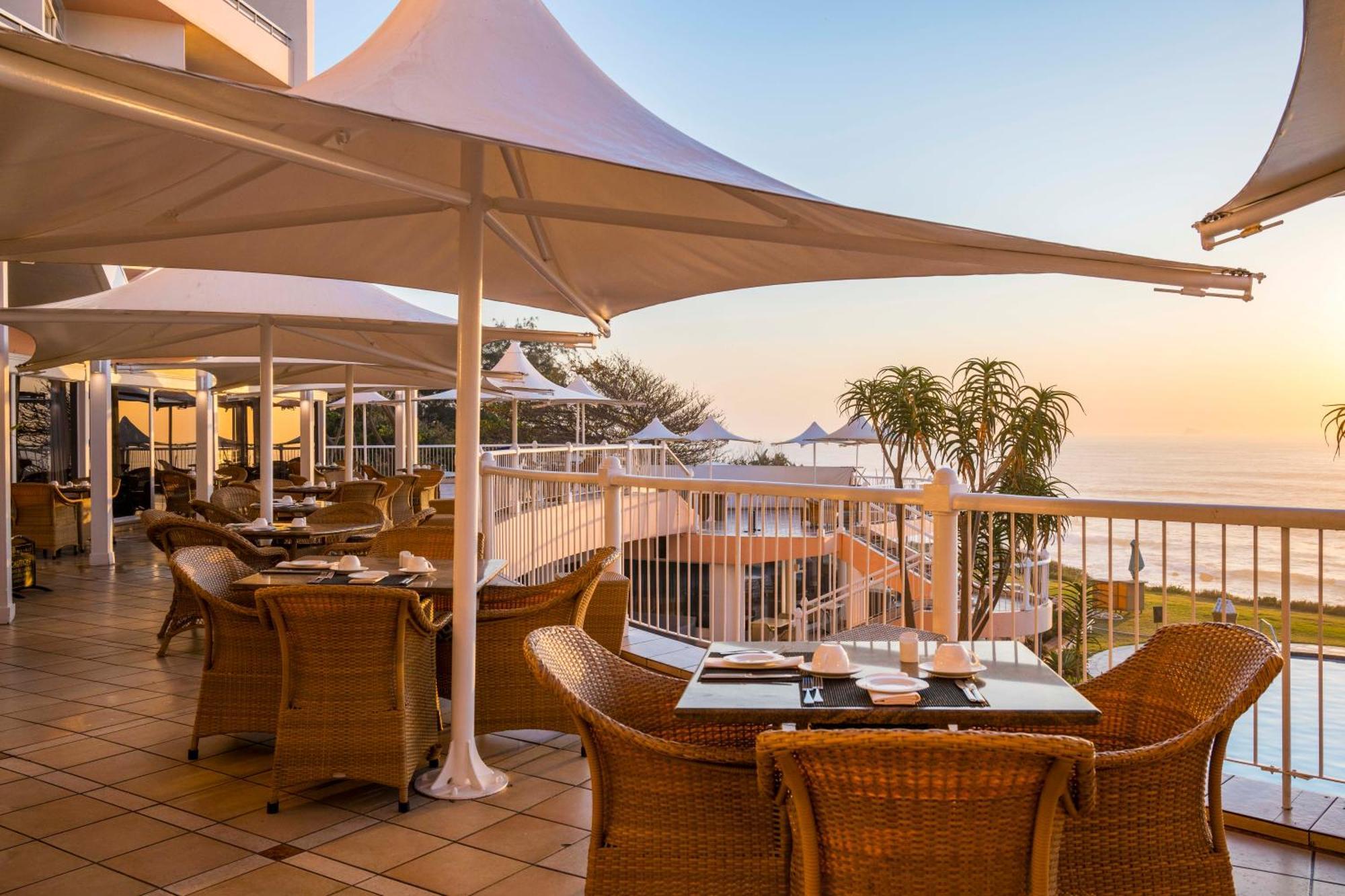 Beverly Hills Durban Ngoại thất bức ảnh The Oyster Box Hotel